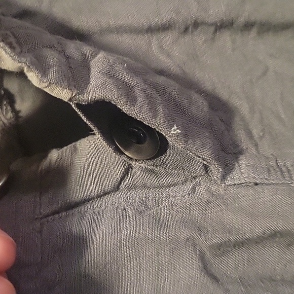 Gee Gee Sport Women's Green Cargo Style Pants Size 12 - Picture 9 of 10